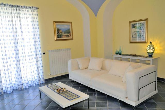 Le Terrazze Di Cristina Bed and Breakfast Vietri Exteriör bild