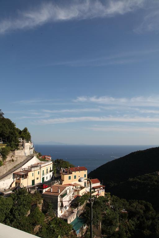 Le Terrazze Di Cristina Bed and Breakfast Vietri Exteriör bild