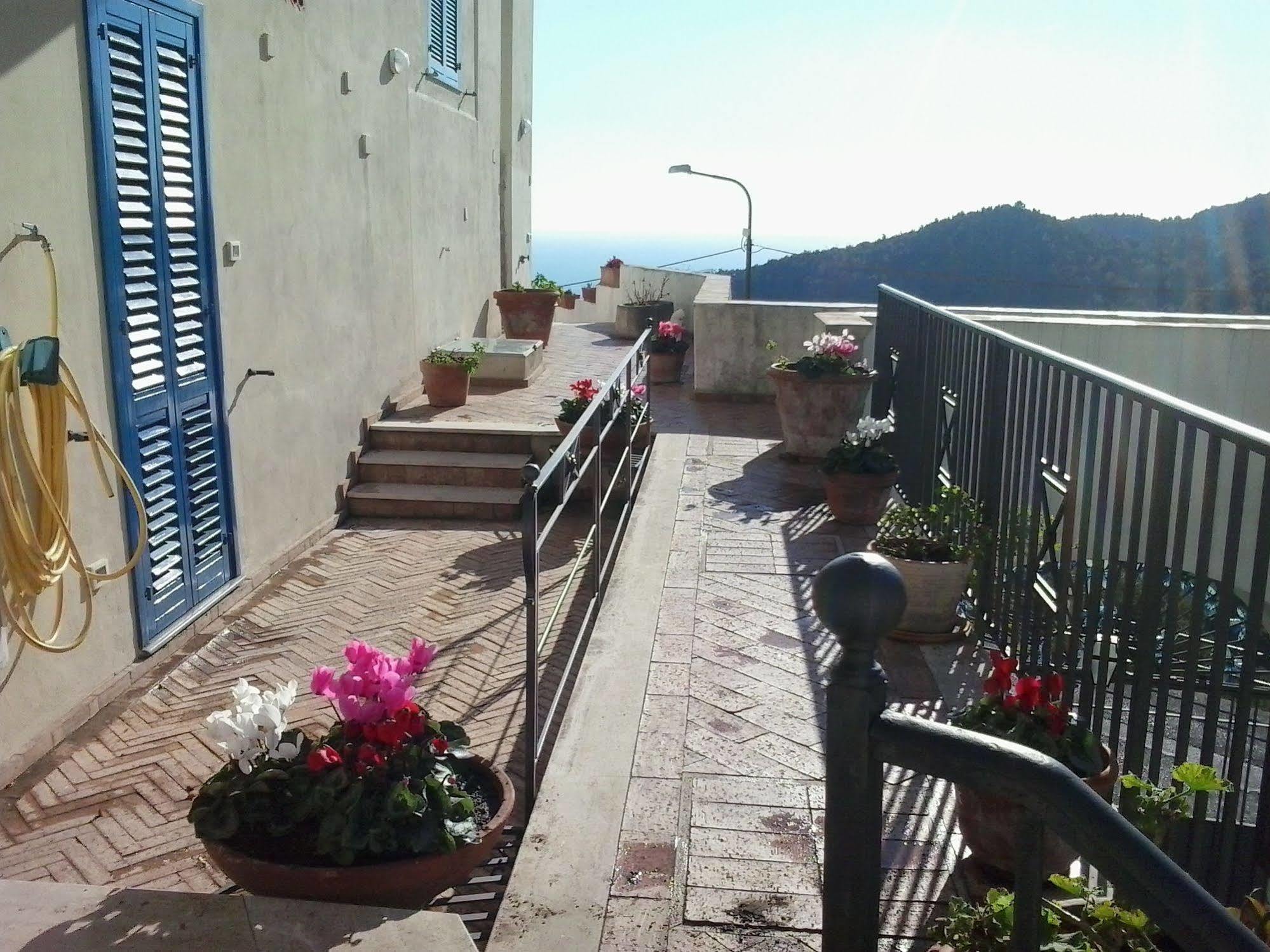Le Terrazze Di Cristina Bed and Breakfast Vietri Exteriör bild